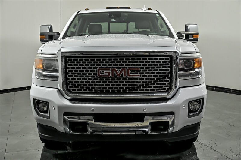 Used 2016 GMC Sierra 3500 Denali w/ Duramax Plus Package AWD/4WD image 4