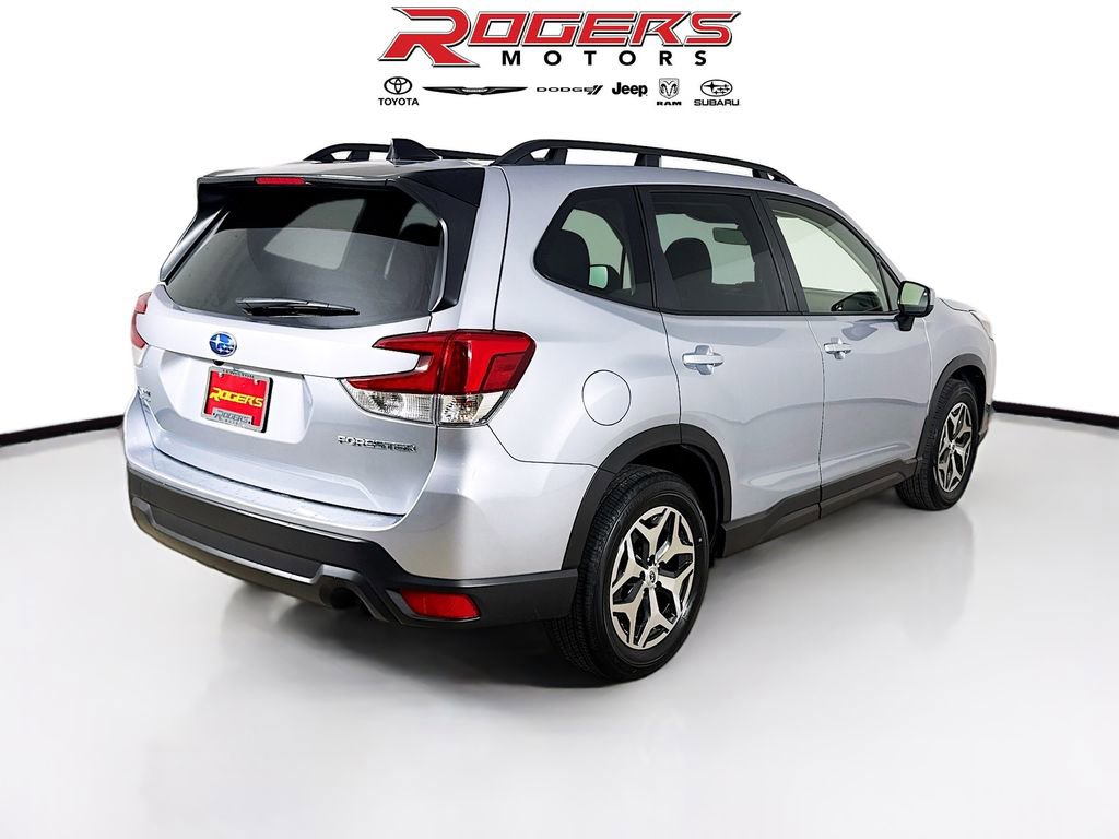 Certified 2024 Subaru Forester Premium image 8