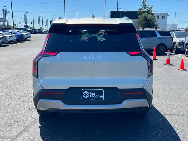 Certified 2024 Kia EV9 Wind AWD/4WD image 10