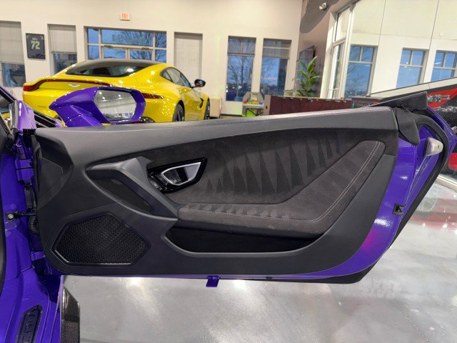 Used 2017 Lamborghini Huracan LP 610-4 image 90