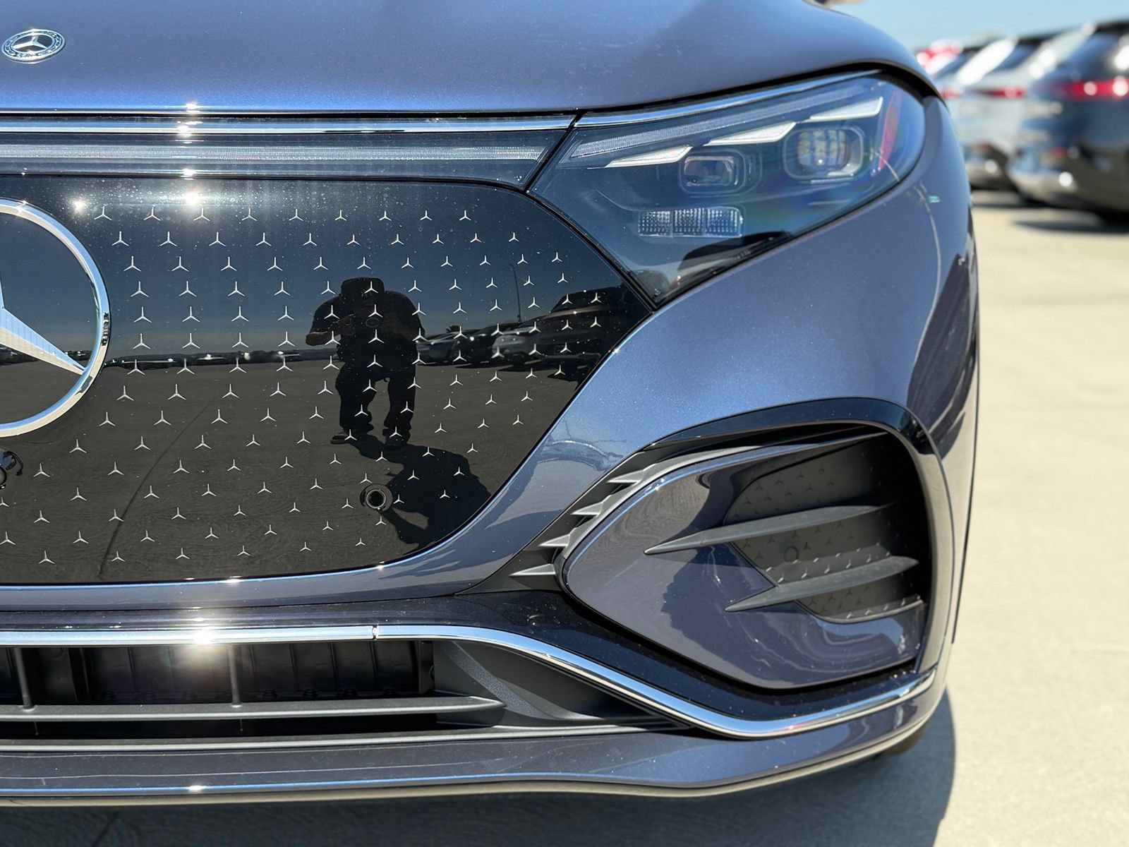 New 2026 Mercedes-Benz EQS 550 4MATIC SUV image 7
