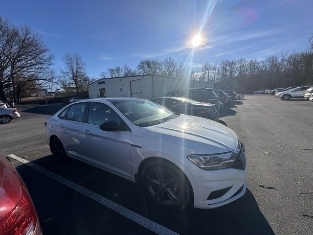 Used 2021 Volkswagen Jetta R-Line w/ R-Line Cold Weather Package image 23