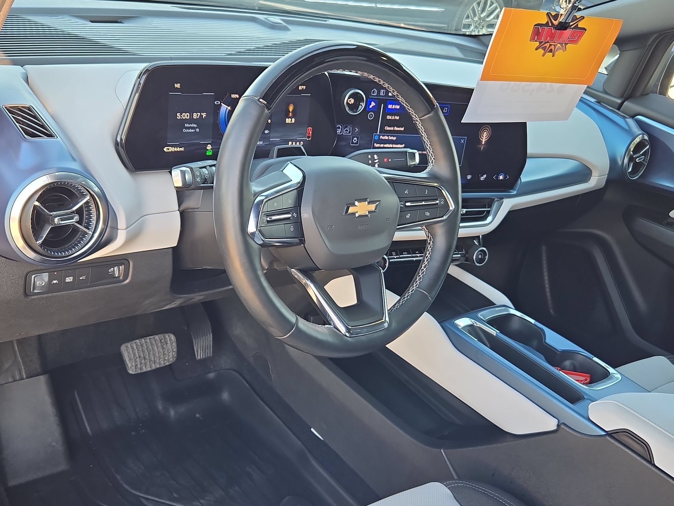 Certified 2024 Chevrolet Equinox EV LT w/ Active Safety Package 3 FWD image 10