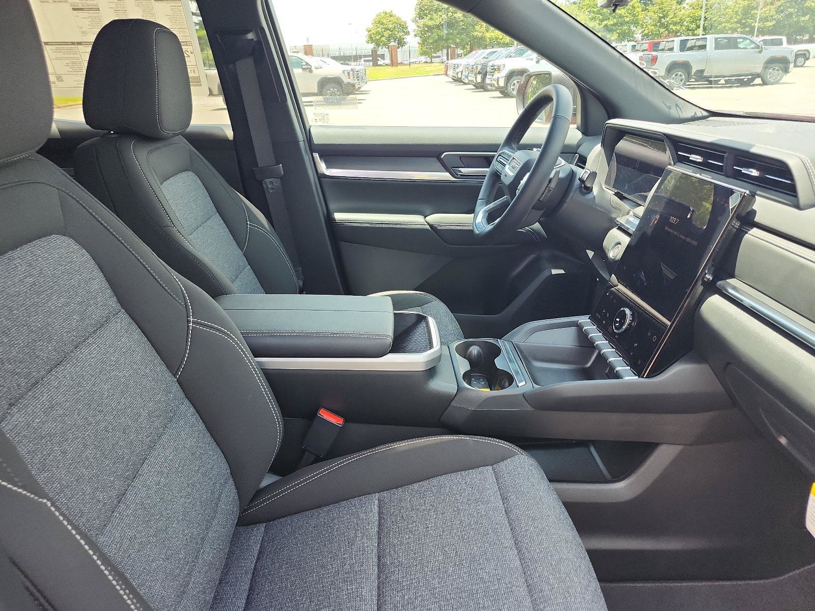 New 2026 GMC Terrain Elevation w/ Technology Package II FWD image 6