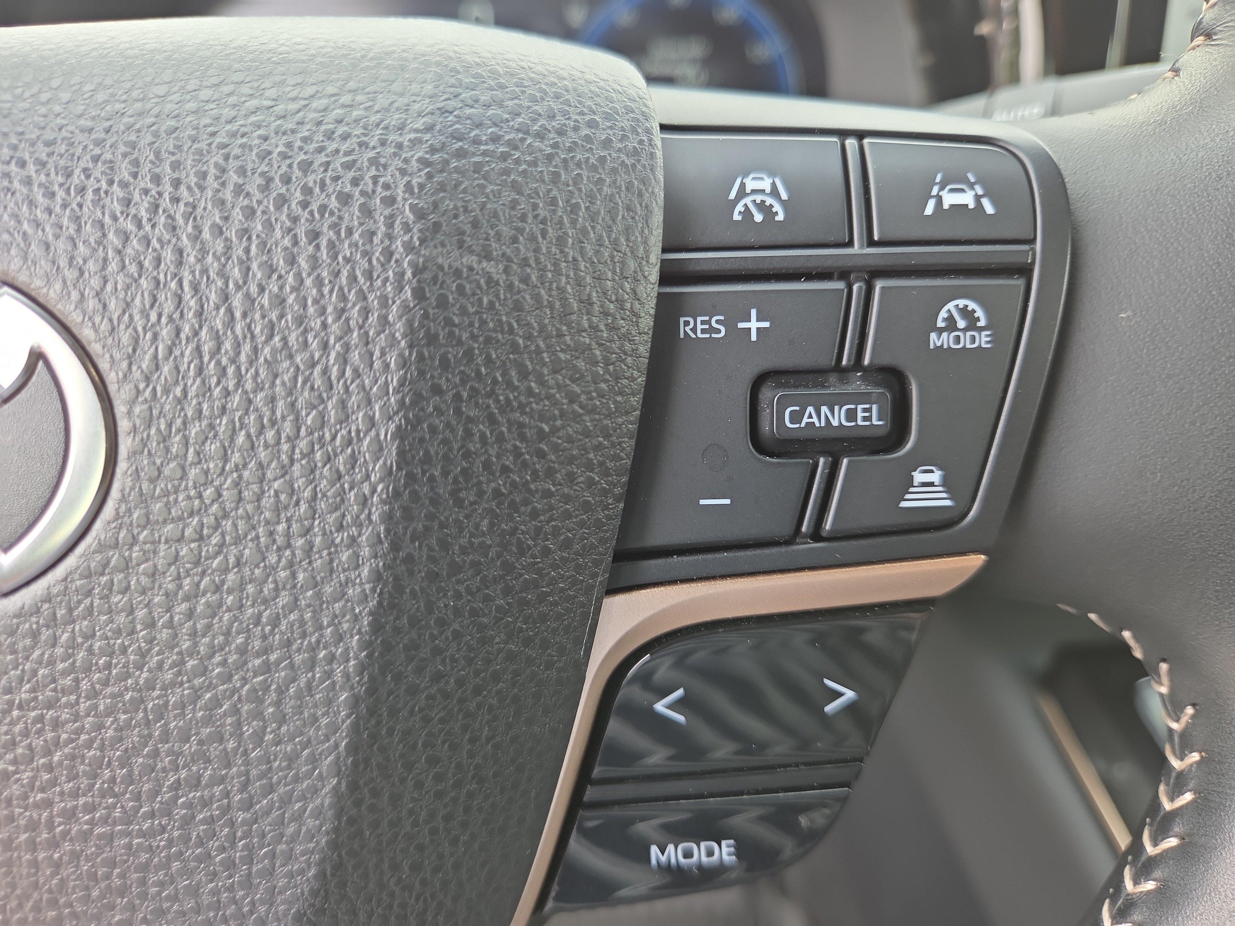 Certified 2026 Toyota Crown AWD/4WD image 26
