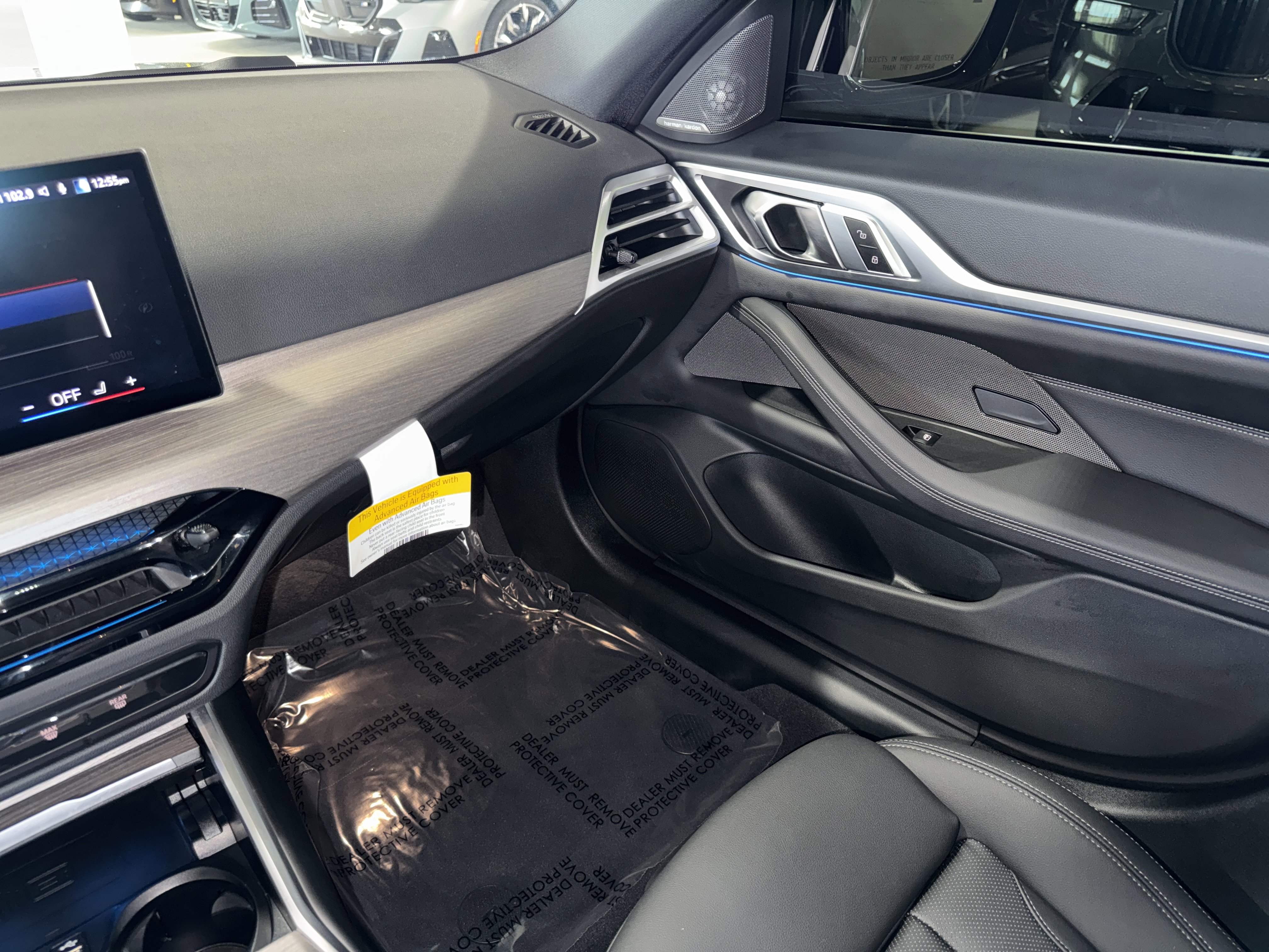 Used 2025 BMW i4 eDrive40 w/ Premium Package image 30