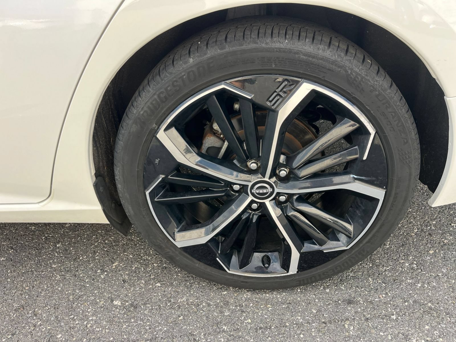 Used 2025 Nissan Altima 2.5 SR FWD image 30