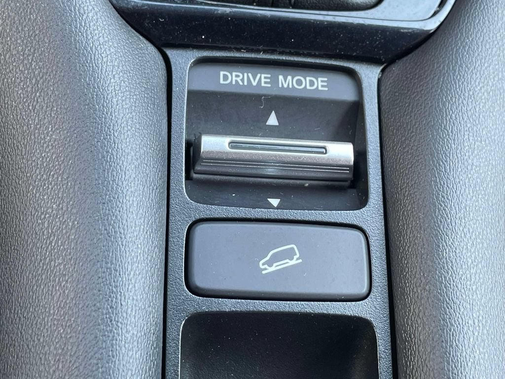 Used 2023 Honda HR-V LX image 30
