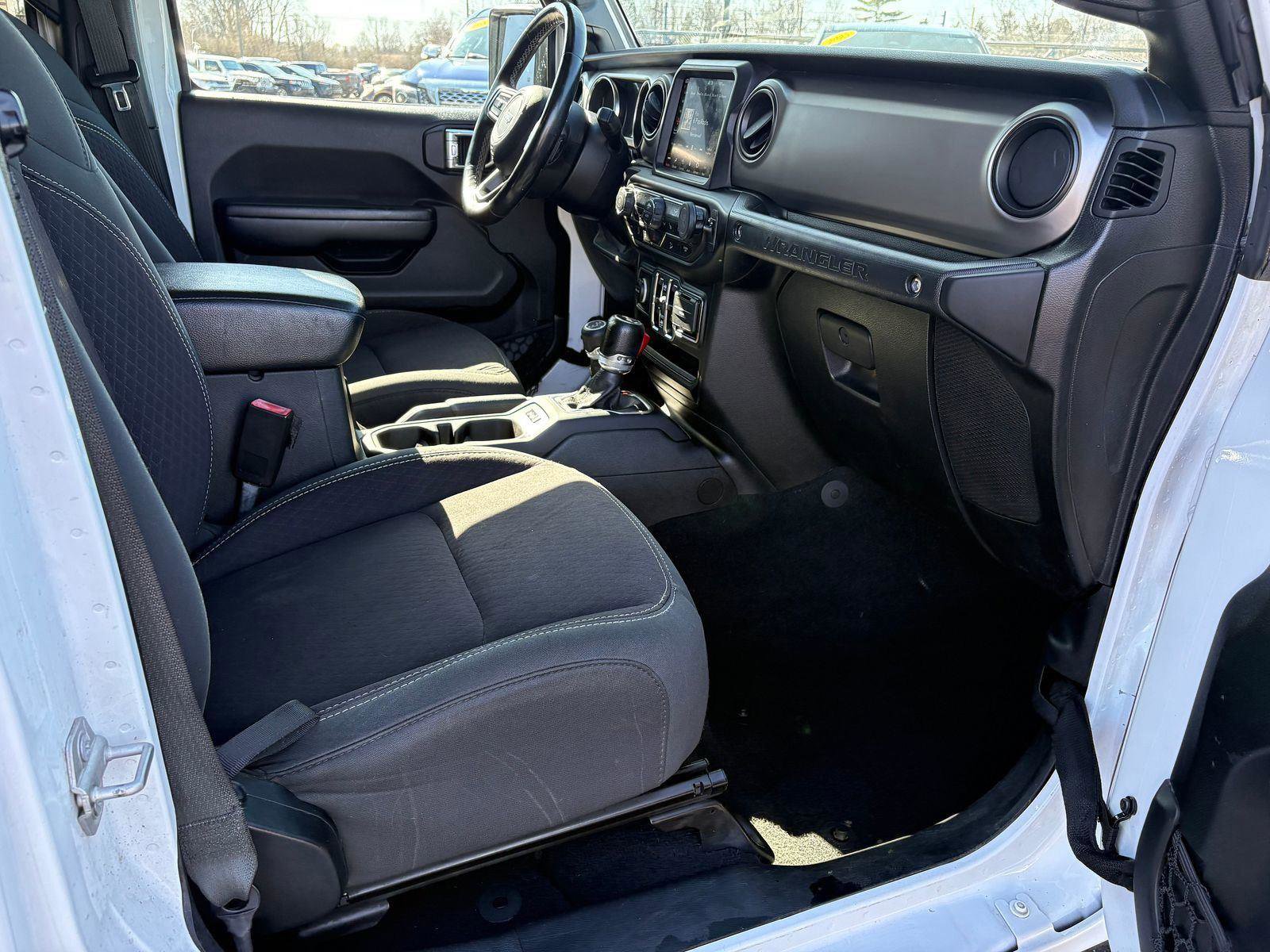 Used 2021 Jeep Wrangler Unlimited Sport image 10