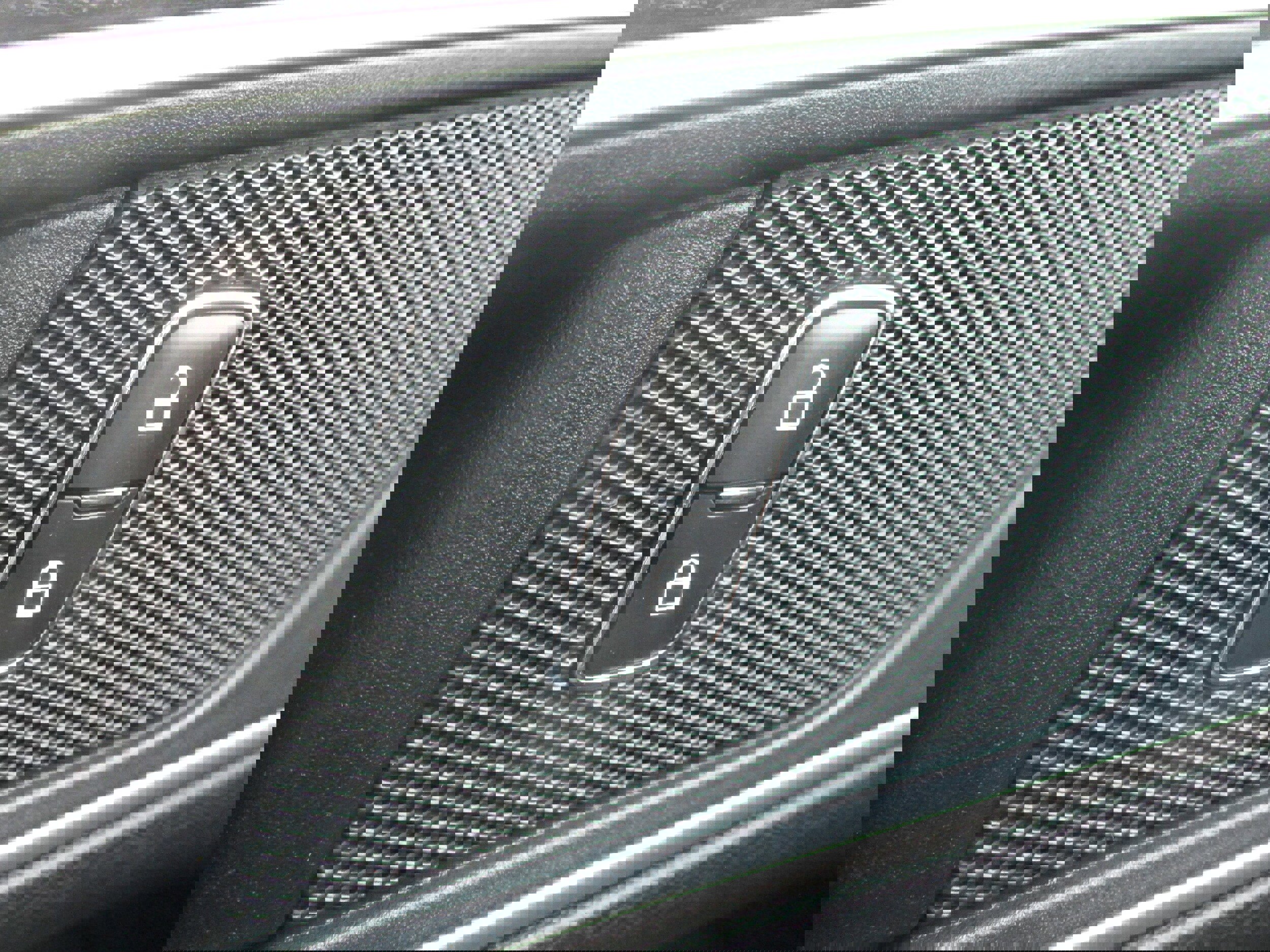 Used 2024 Ford Edge SEL w/ Convenience Package image 30