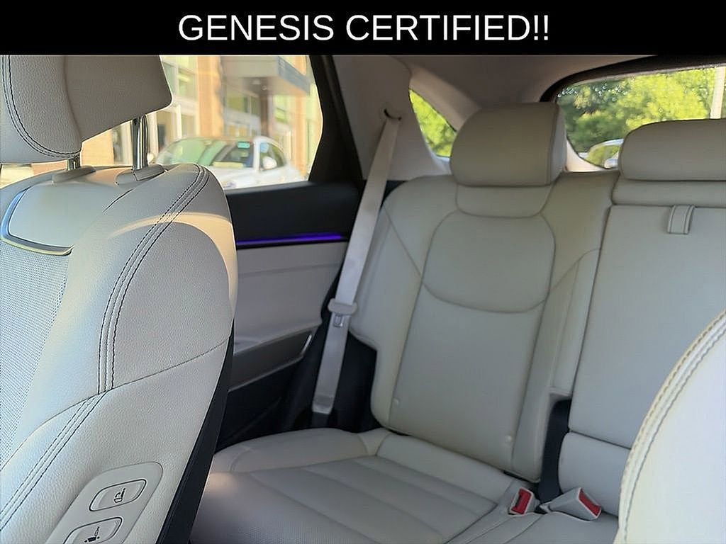 Certified 2026 Genesis GV70 2.5T Select AWD/4WD image 6