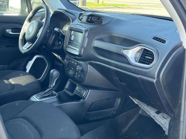 Used 2019 Jeep Renegade Latitude image 23