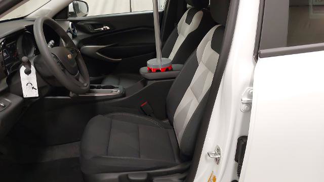 New 2026 Chevrolet Trax LS w/ LS Convenience Package image 22