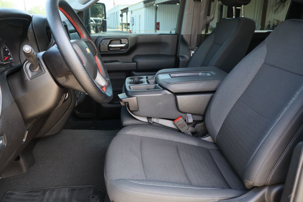 Certified 2025 Chevrolet Silverado 2500 Custom w/ Custom Value Package AWD/4WD image 22