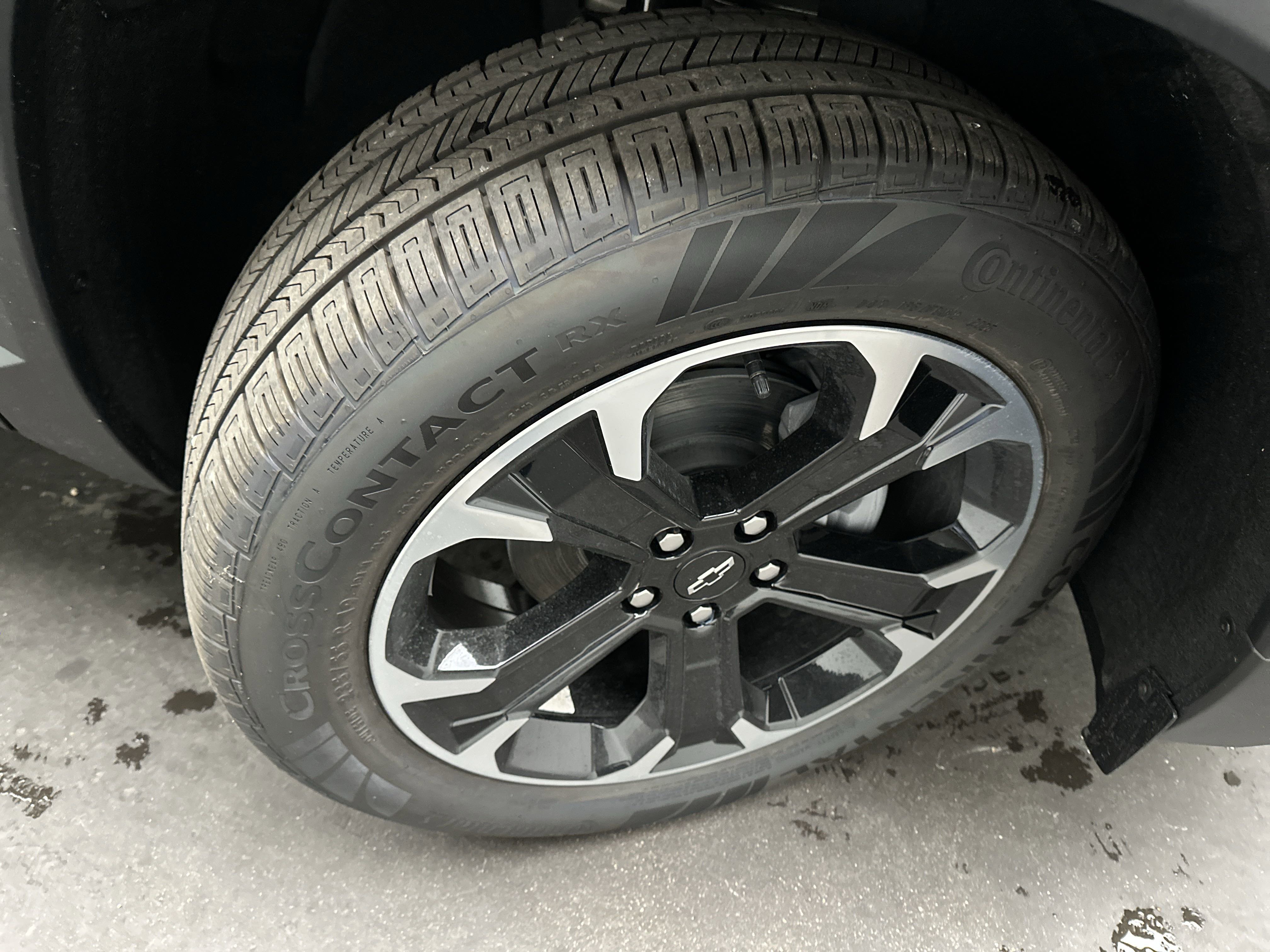 New 2026 Chevrolet Equinox LT w/ Safety and Technology Package image 11