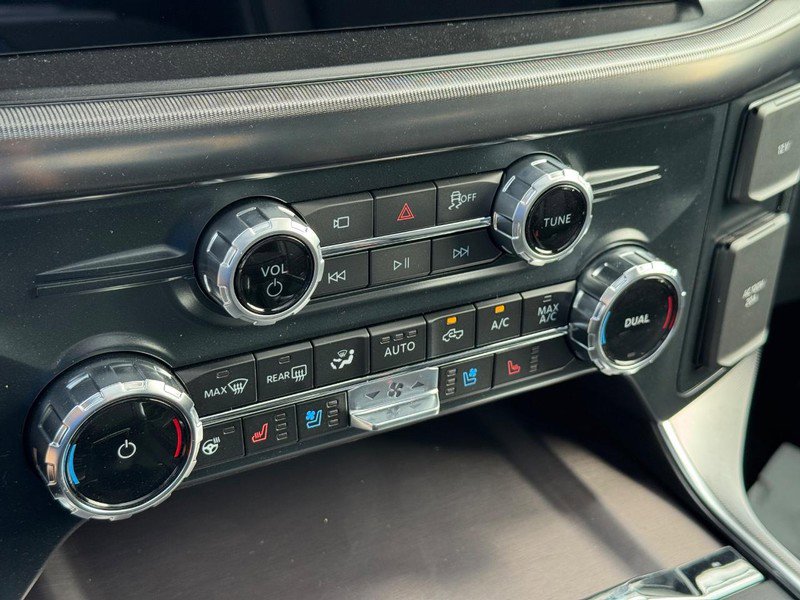 New 2025 Ford F150 Platinum w/ Equipment Group 702A High image 25