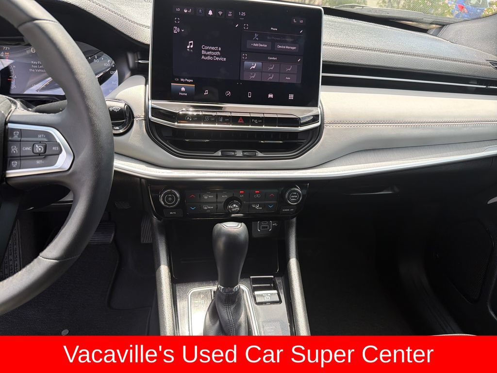 Used 2025 Jeep Compass Limited AWD/4WD image 17