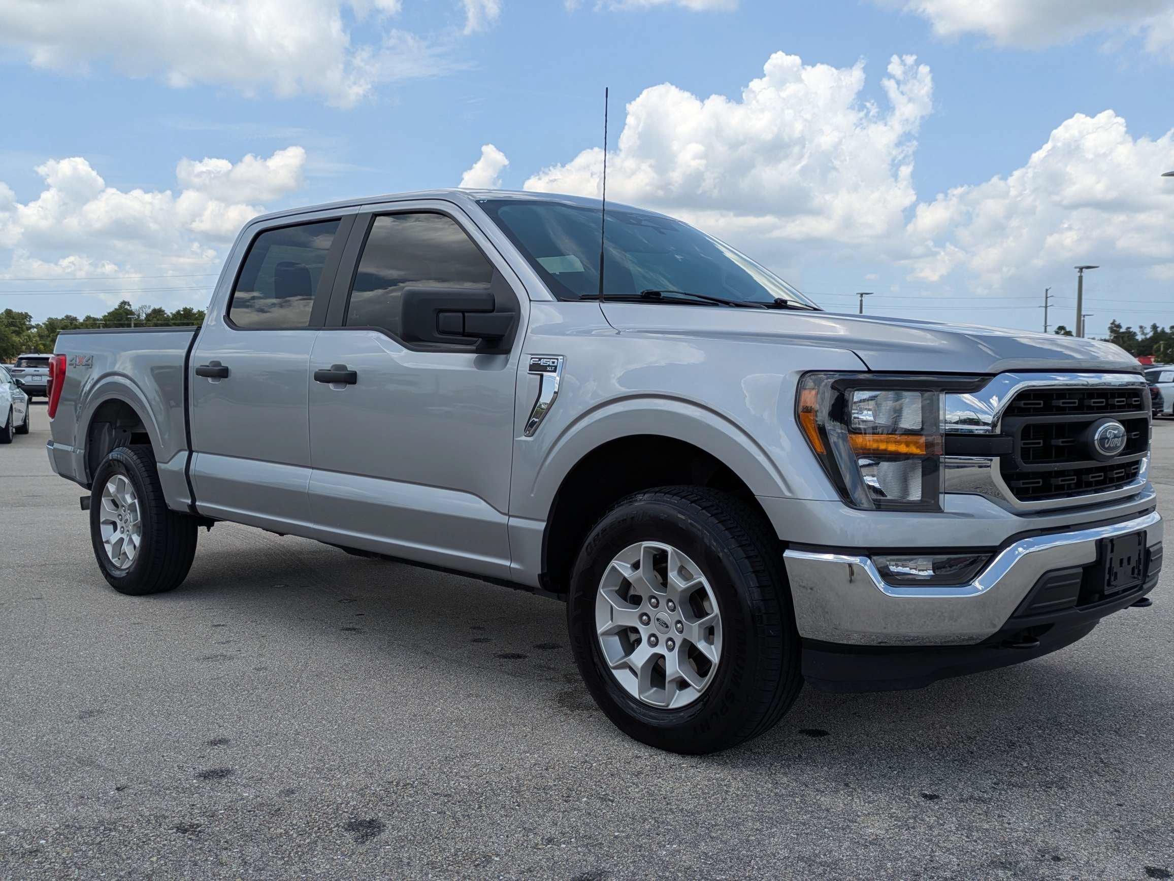 Used 2023 Ford F150 XLT AWD/4WD image 2