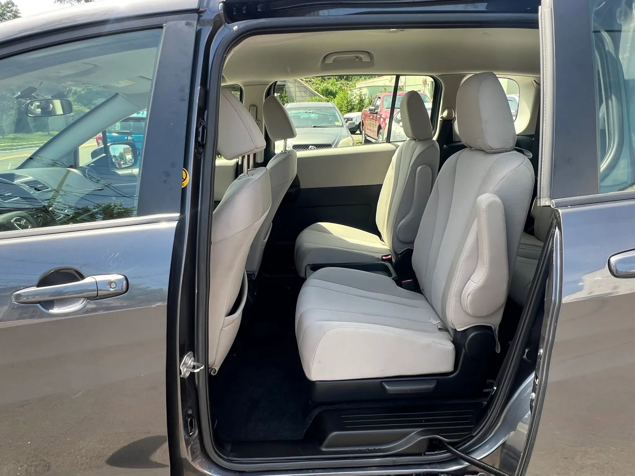 Used 2014 MAZDA MAZDA5 Sport FWD image 26