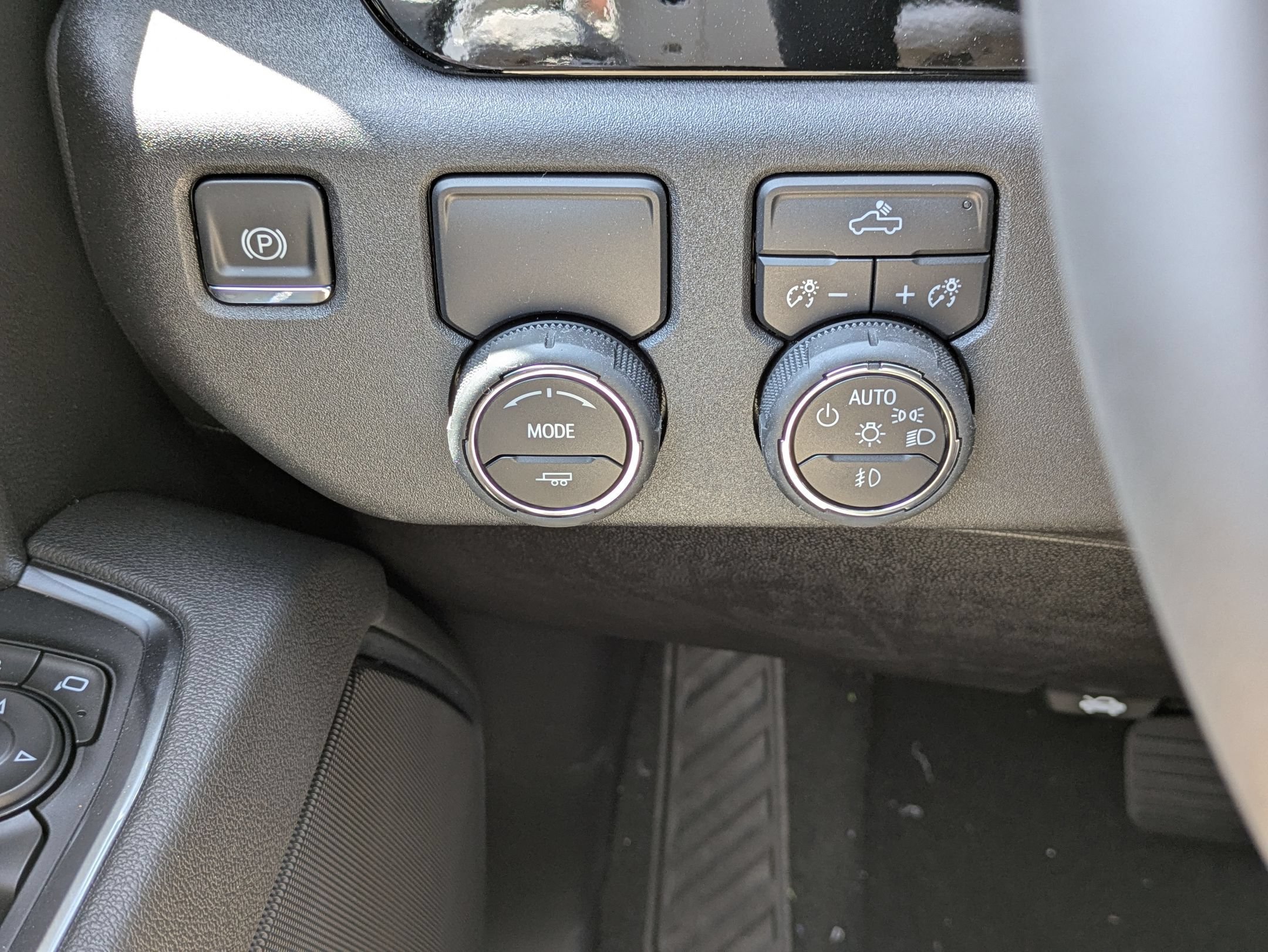 Used 2025 Chevrolet Silverado 1500 RST w/ Protection Package RWD image 22