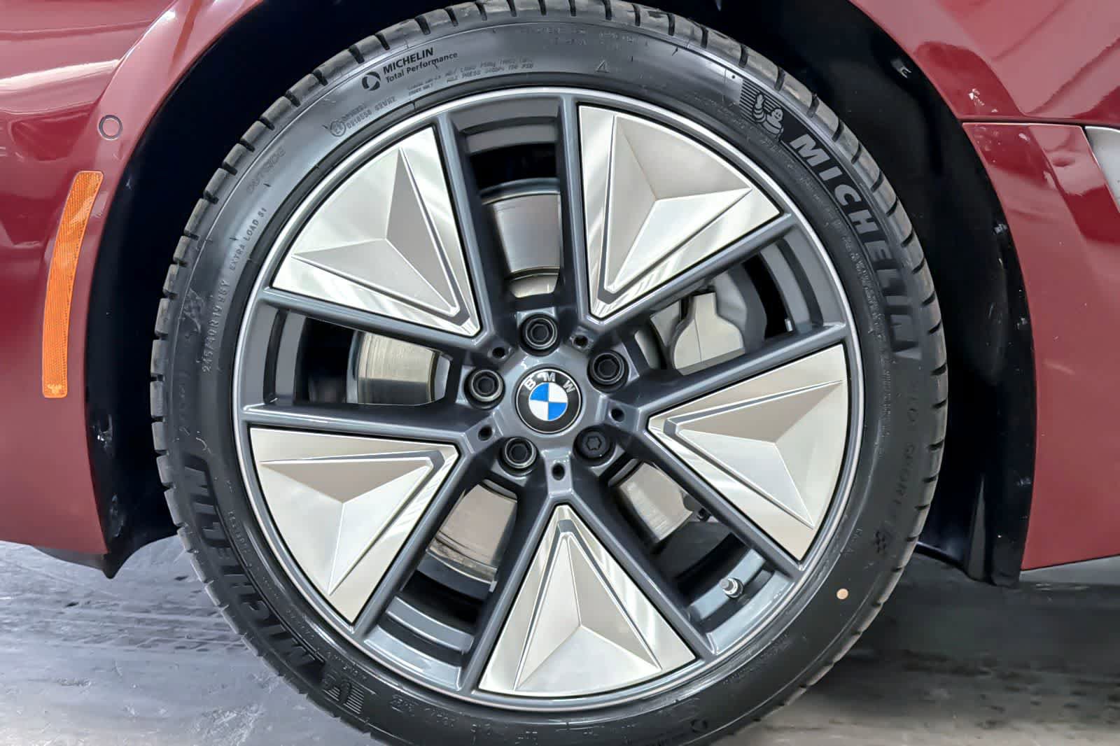 Used 2023 BMW i4 eDrive35 image 26