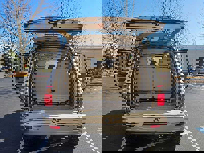 Used 2000 Lexus LX 470 4WD image 29