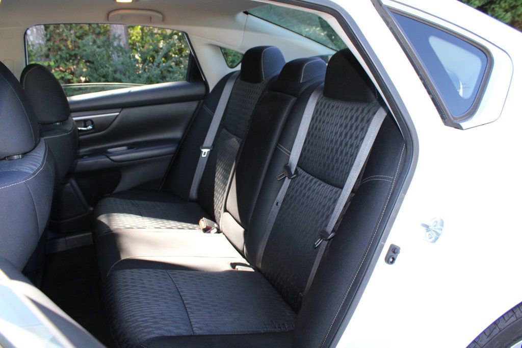 Used 2018 Nissan Altima 2.5 SV image 36