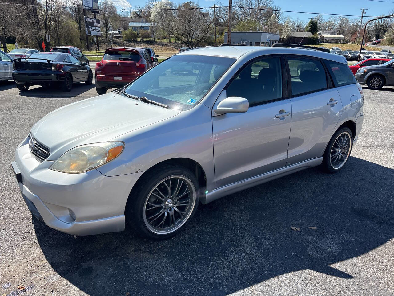 Used 2007 Toyota Matrix XR FWD image 1