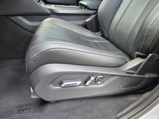 Certified 2025 Acura MDX FWD w/ Technology Package image 9