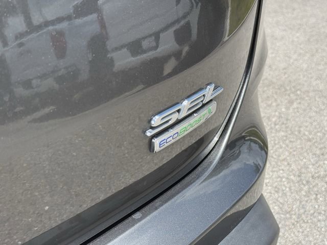 Used 2019 Ford Edge SEL w/ Equipment Group 201A FWD image 11