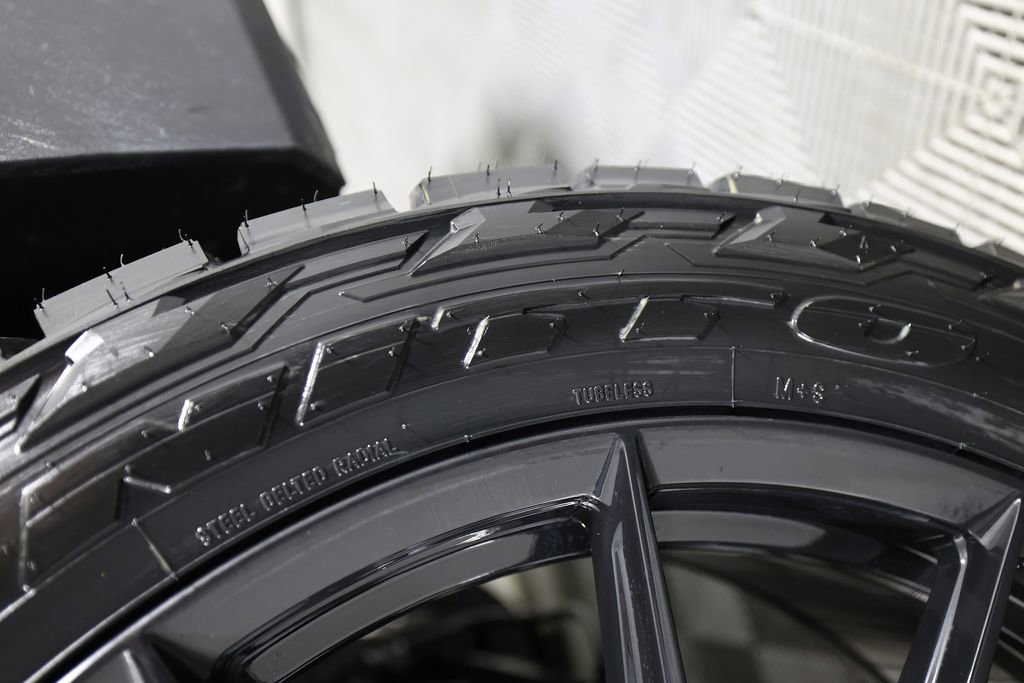 Used 2026 GMC Yukon XL Denali Ultimate w/ LPO, Illumination Package image 54