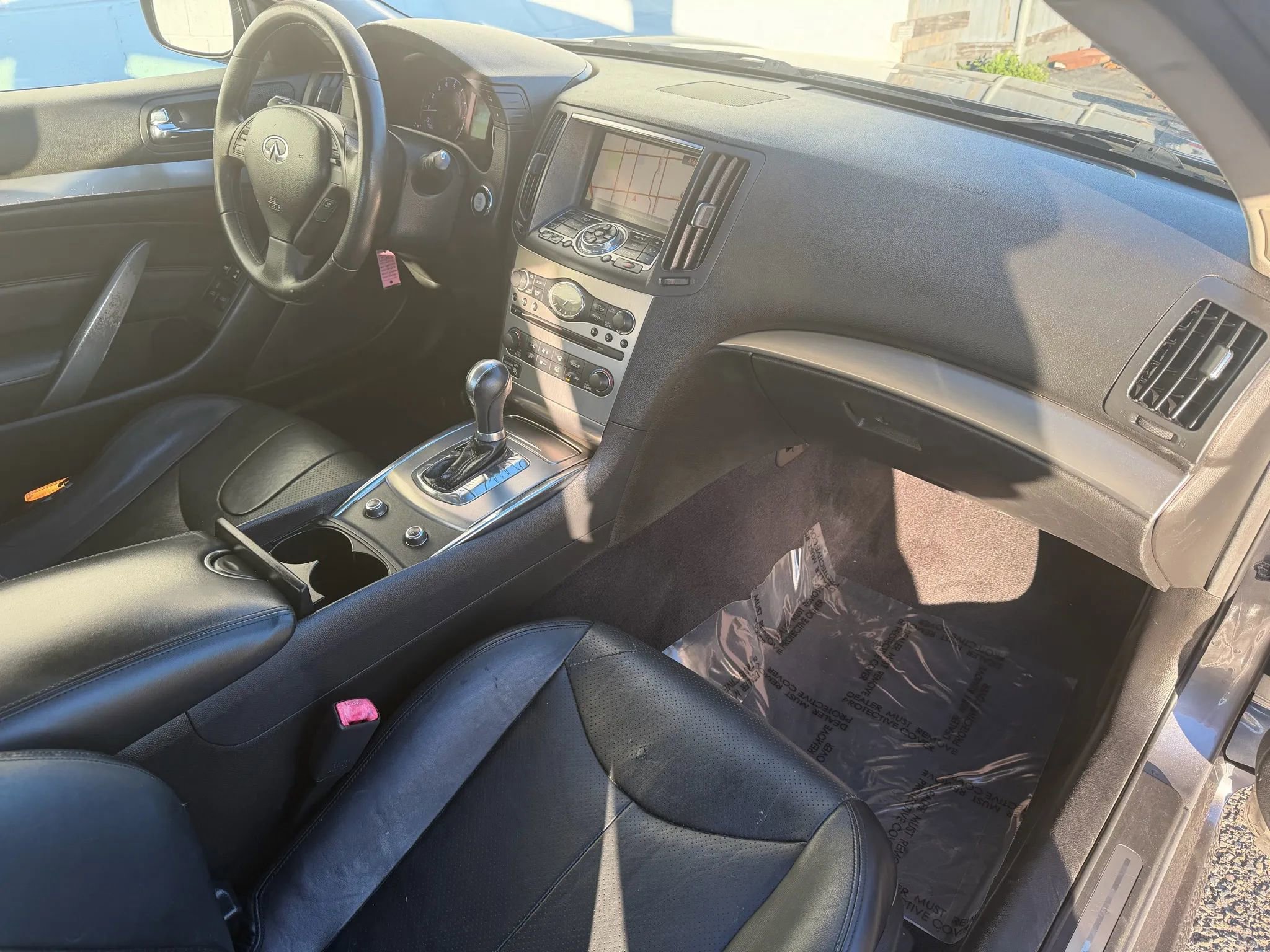 Used 2011 INFINITI G37 Journey w/ Premium Pkg image 14