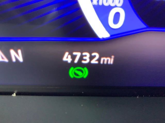 Used 2025 Volkswagen Jetta SE w/ Sunroof Package image 21