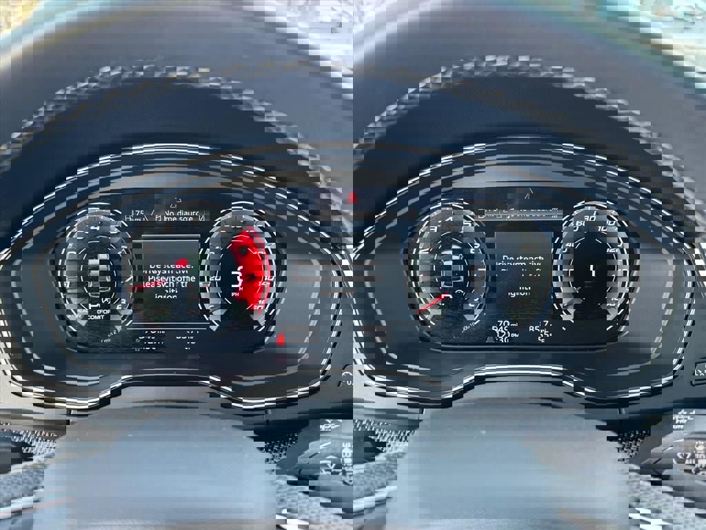 Used 2022 Audi SQ5 Premium Plus w/ Premium Plus Package image 20