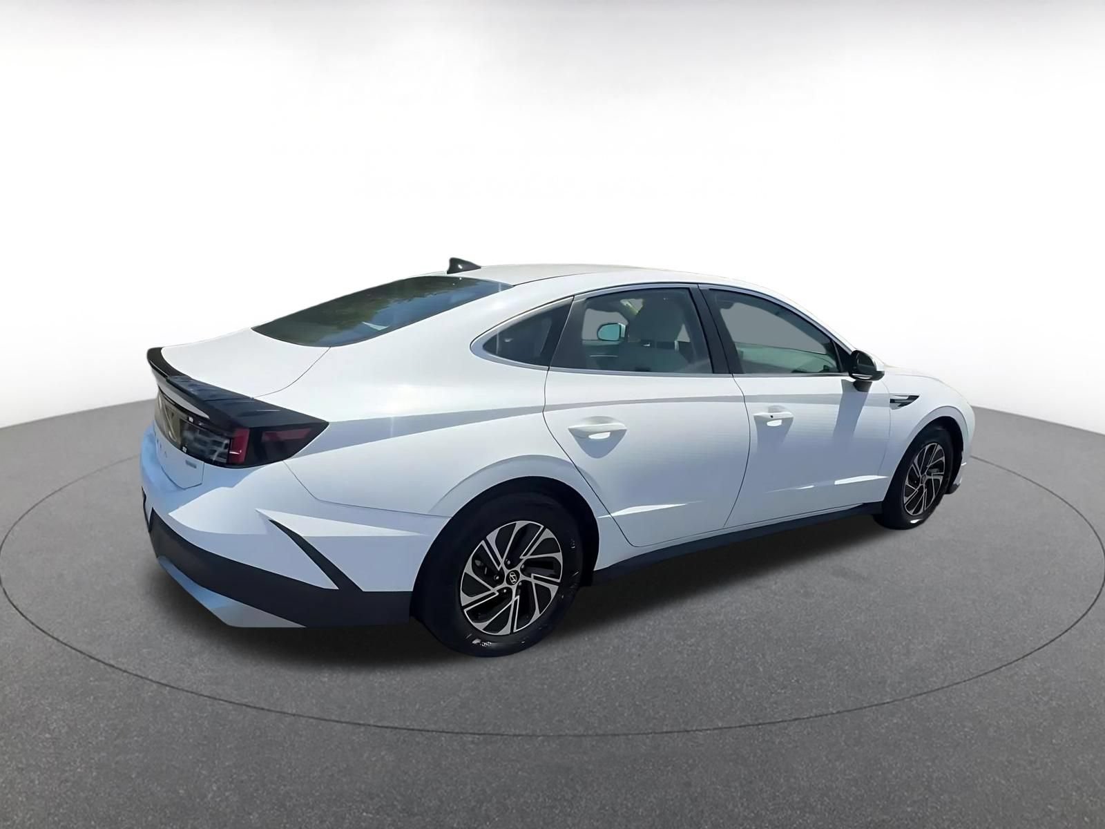 Used 2026 Hyundai Sonata Blue FWD image 15