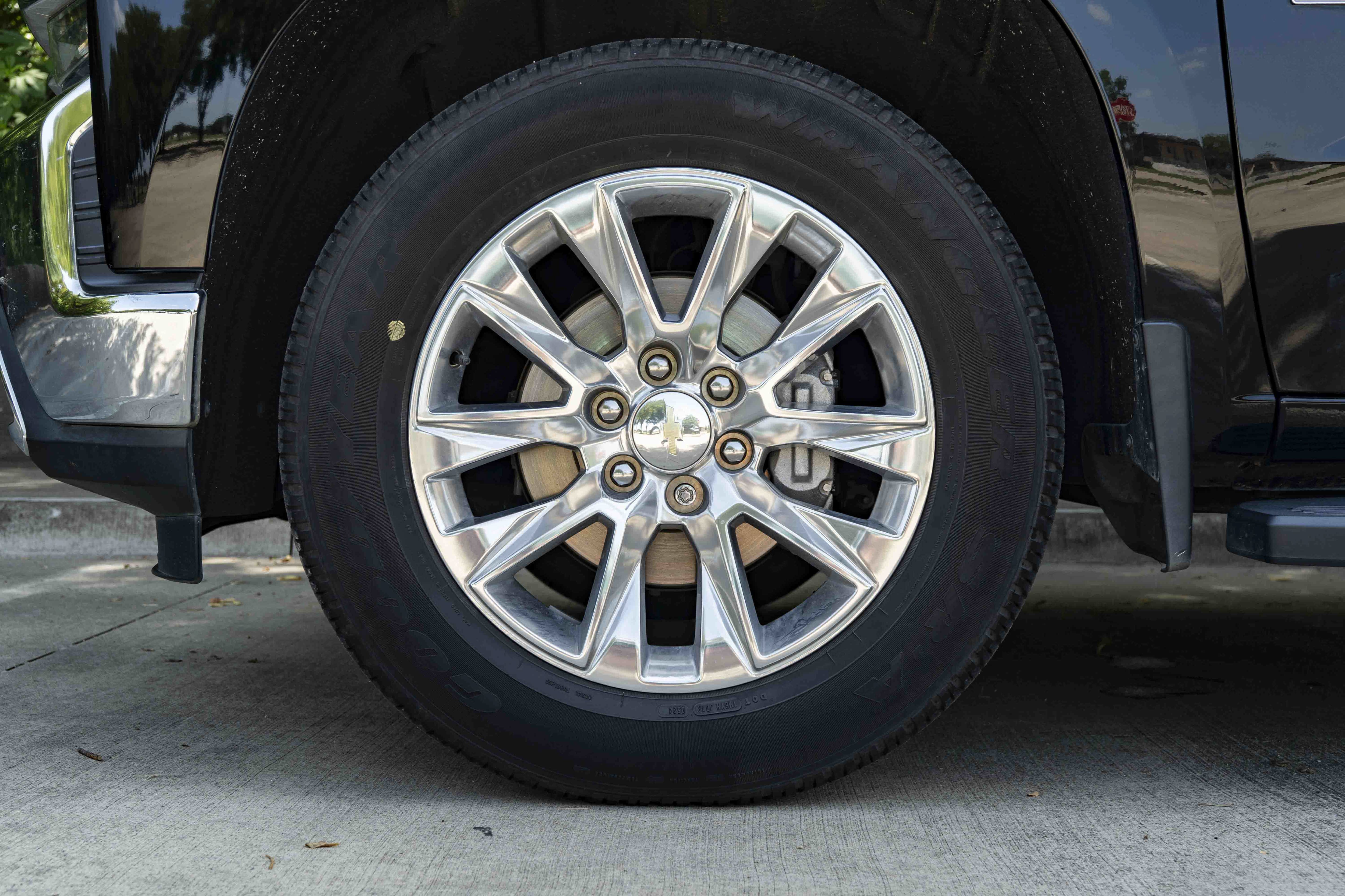 Used 2019 Chevrolet Silverado 1500 LTZ w/ LTZ Texas Edition AWD/4WD image 16
