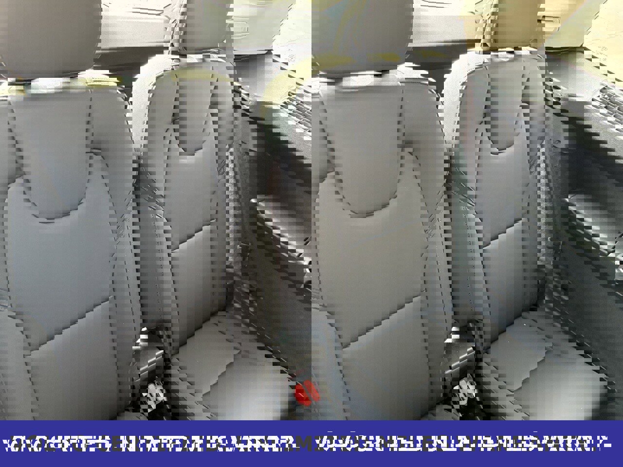 Certified 2025 Volvo XC90 B6 Plus image 31