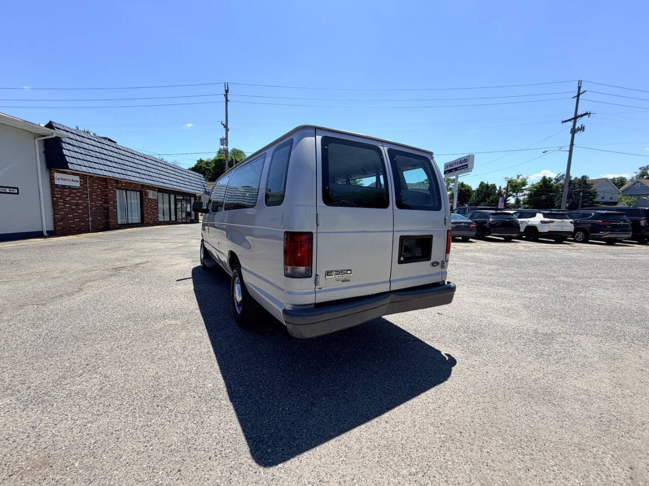 Used 2006 Ford E-350 and Econoline 350 XL RWD image 43