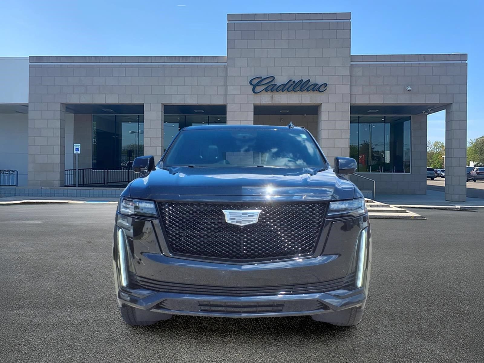 Used 2023 Cadillac Escalade Sport w/ LPO, ONYX Package AWD/4WD video 2