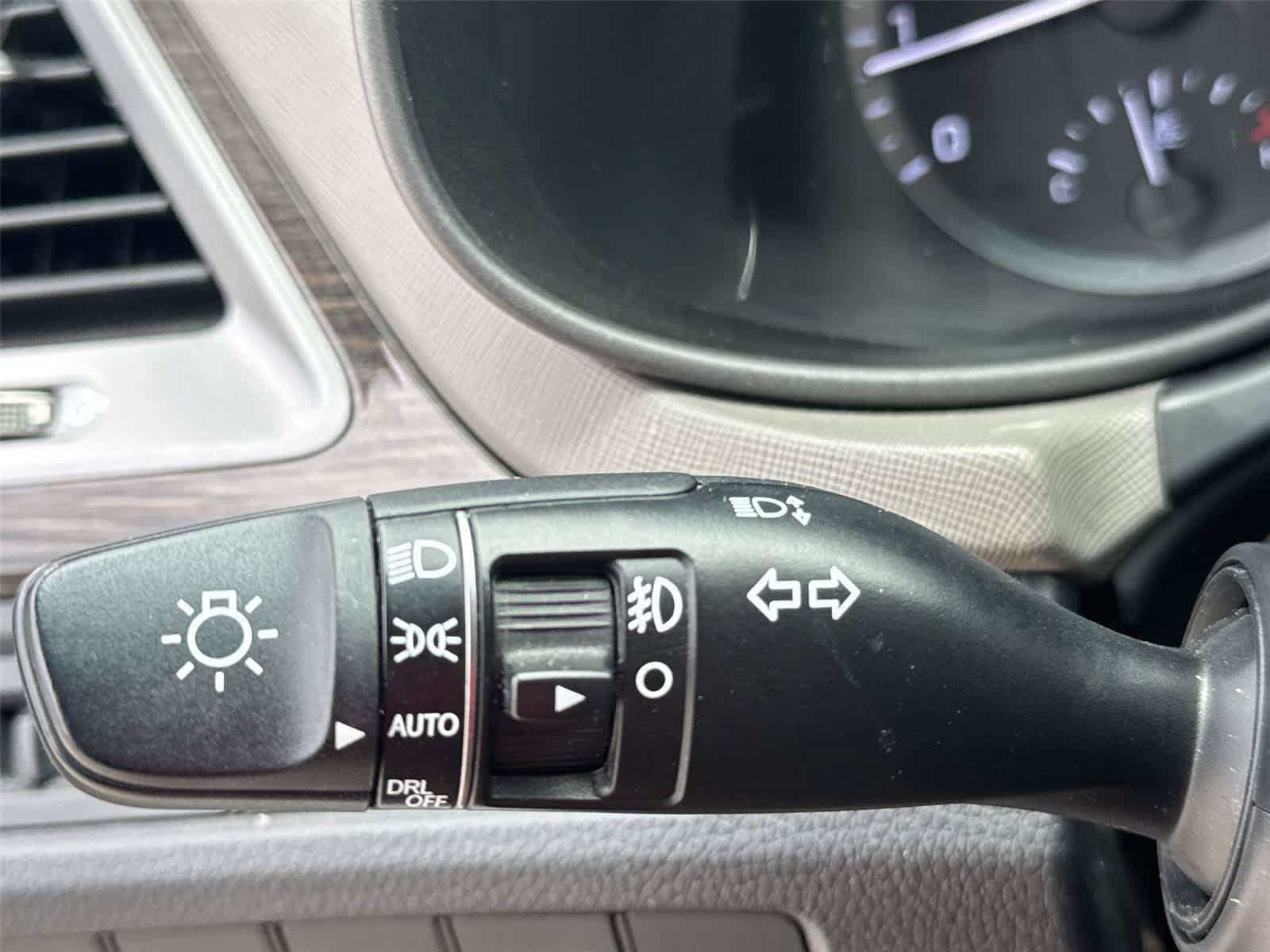 Used 2017 Hyundai Santa Fe Sport AWD/4WD image 21