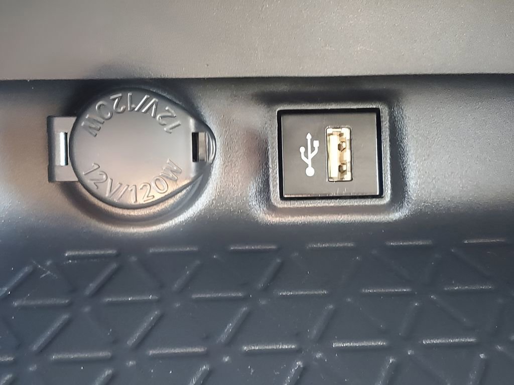 Certified 2024 Toyota RAV4 XLE image 31