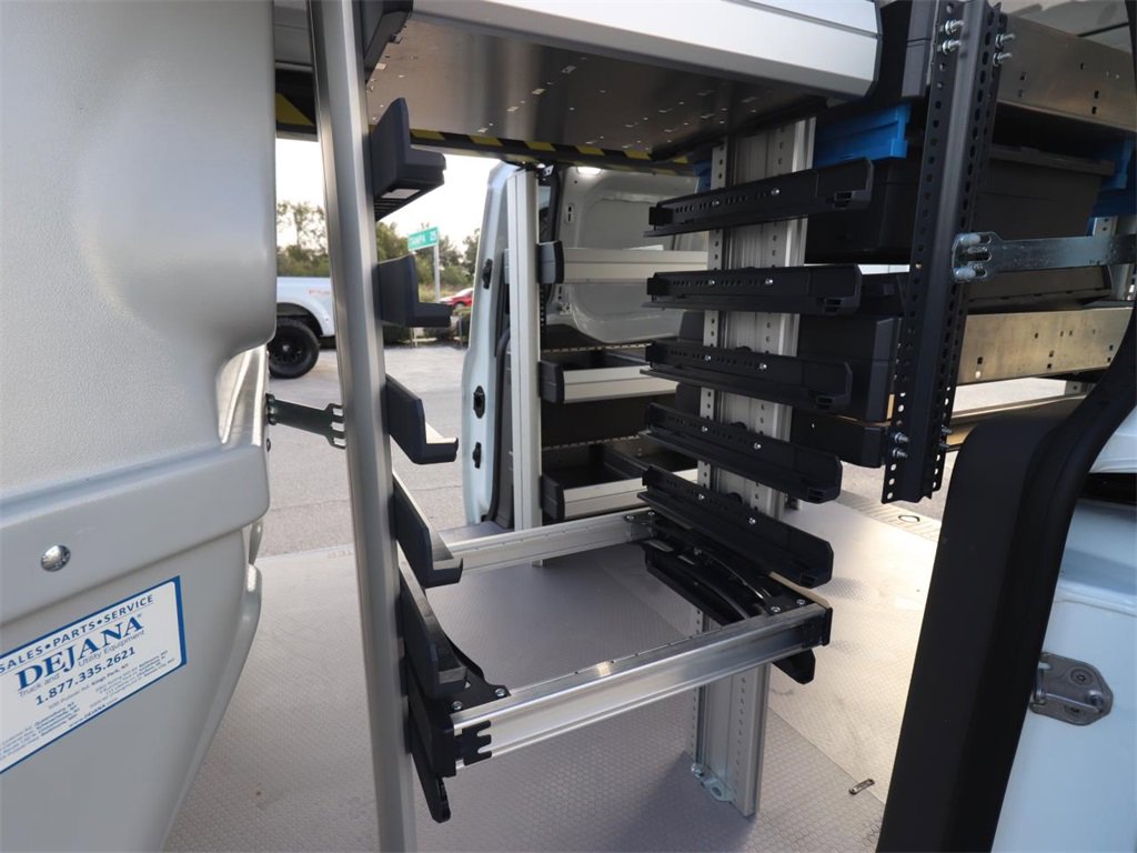 Certified 2023 Ford Transit Connect XL image 4