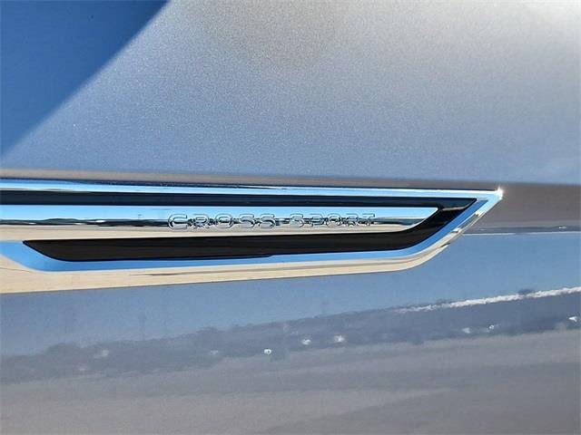 New 2025 Volkswagen Atlas Cross Sport SE image 10