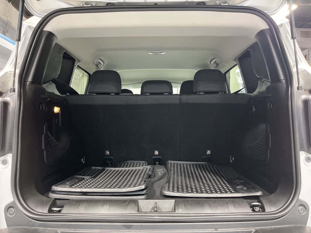 Used 2019 Jeep Renegade Latitude w/ Cold Weather Group image 36