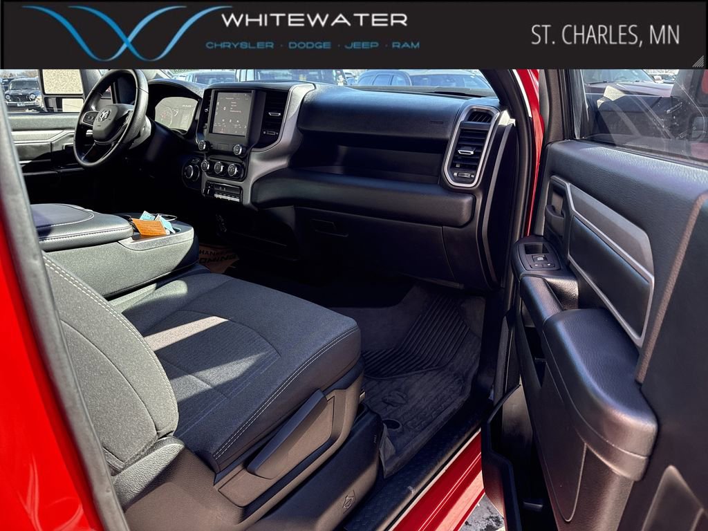 Used 2024 RAM 2500 Tradesman w/ Chrome Appearance Group image 24