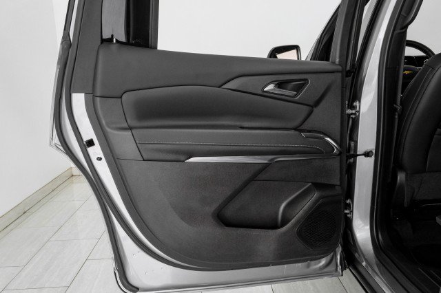 Used 2025 Chevrolet Traverse LT w/ LPO, Floor Liner Package FWD image 45
