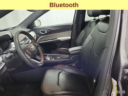 Used 2023 Jeep Compass Latitude AWD/4WD image 13
