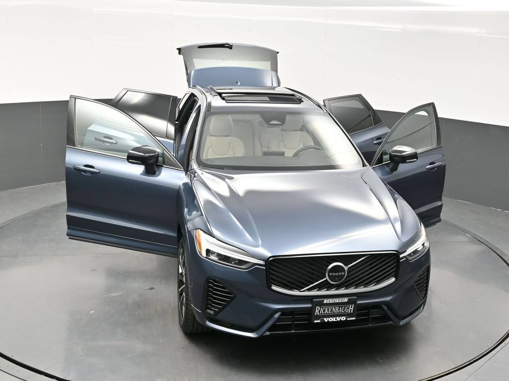 New 2026 Volvo XC60 T8 Plus w/ Climate Package AWD/4WD image 40