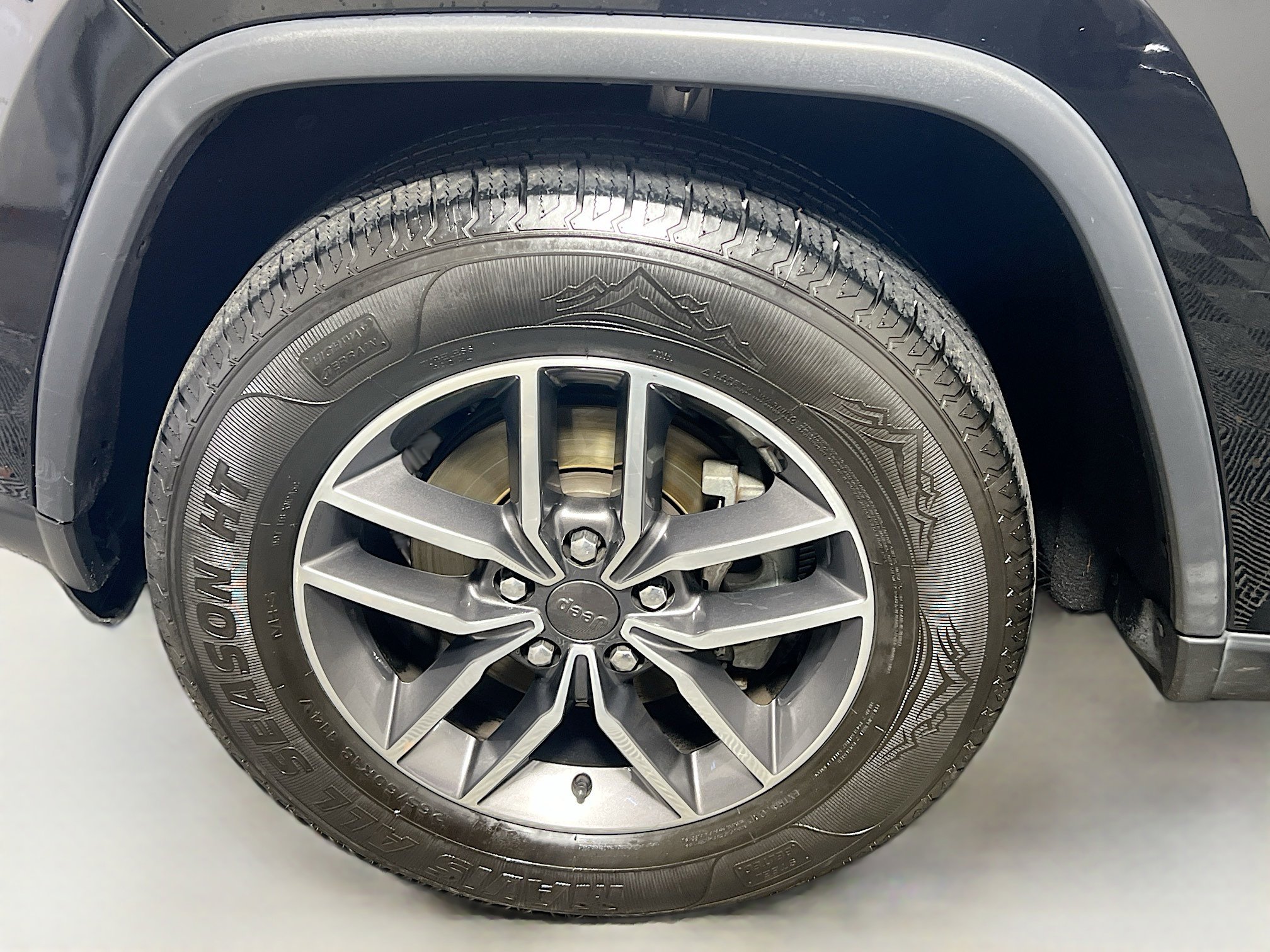 Used 2019 Jeep Grand Cherokee Limited w/ Luxury Group II image 13