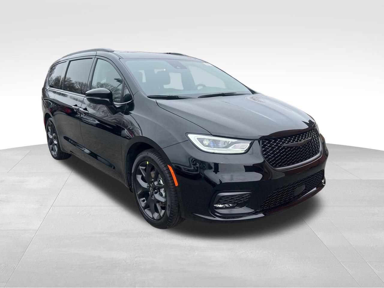 New 2026 Chrysler Pacifica Select w/ S Appearance Package FWD image 7